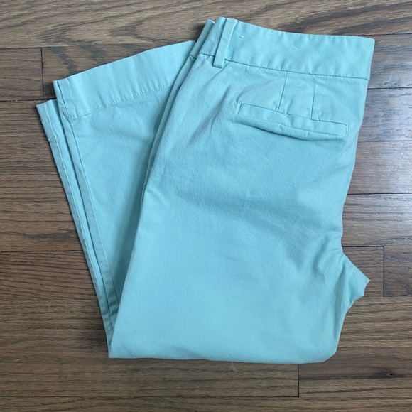 Light Green Capri Pants NWOT - Picture 3 of 9